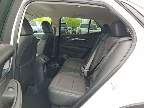 Certified 2022 Buick Envision Preferred FWD image 22