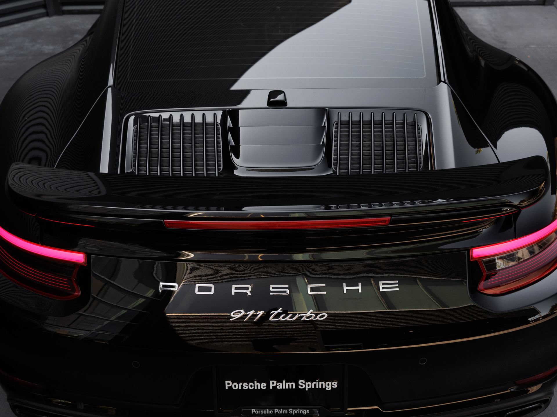 Certified 2018 Porsche 911 Turbo AWD/4WD image 27