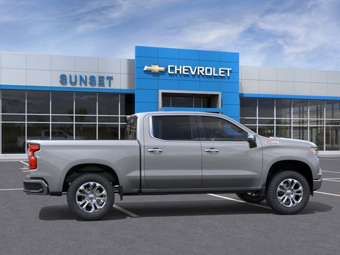 New 2025 Chevrolet Silverado 1500 LTZ w/ Technology Package AWD/4WD image 5