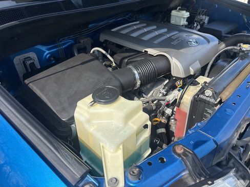 Used 2010 Toyota Tundra 4x4 Double Cab image 39