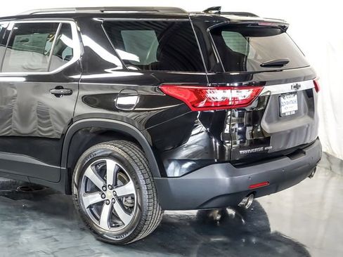 Certified 2019 Chevrolet Traverse LT w/ LT Premium Package AWD/4WD image 10