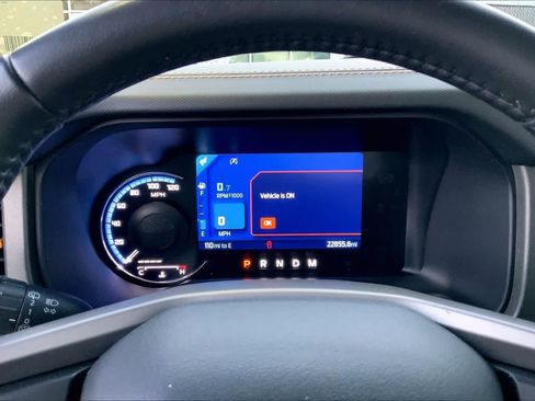 Used 2024 Ford Bronco Badlands image 24