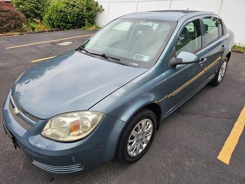 Used 2010 Chevrolet Cobalt LT image 2