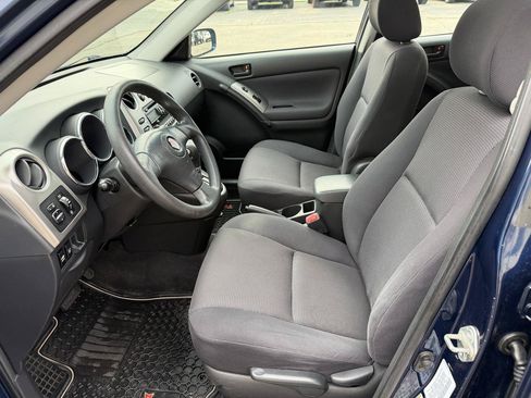 Used 2005 Pontiac Vibe AWD w/ Power Group Value Package image 12