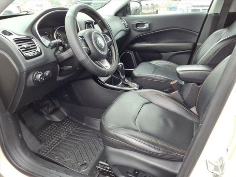 Used 2020 Jeep Compass Limited image 14