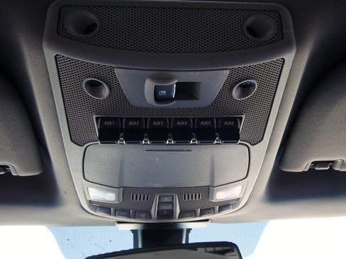 Used 2019 Ford F350 Lariat w/ Lariat Ultimate Package AWD/4WD image 38