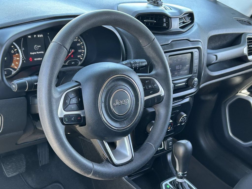 Used 2019 Jeep Renegade Sport w/ Sport Appearance Group AWD/4WD image 24