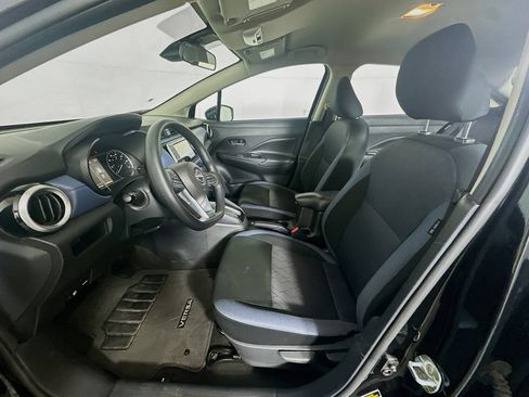 Used 2025 Nissan Versa SV image 13