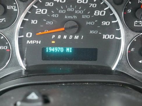 Used 2014 Chevrolet Express 4500 w/ Shuttle Bus Package RWD image 14