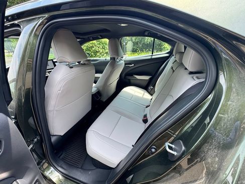 Used 2025 Lexus UX 300h AWD image 11