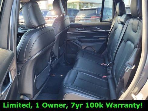 Certified 2024 Jeep Grand Cherokee Limited image 11
