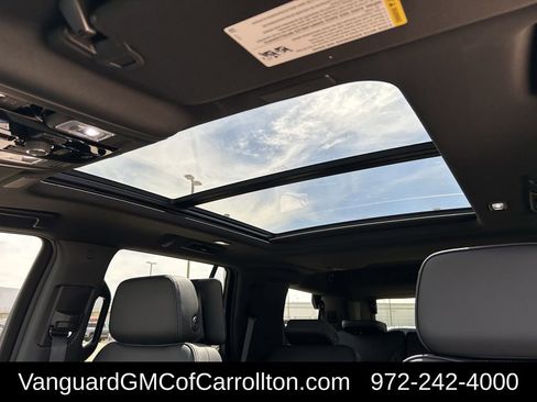 New 2026 GMC Yukon Denali w/ Denali Reserve Package AWD/4WD image 22