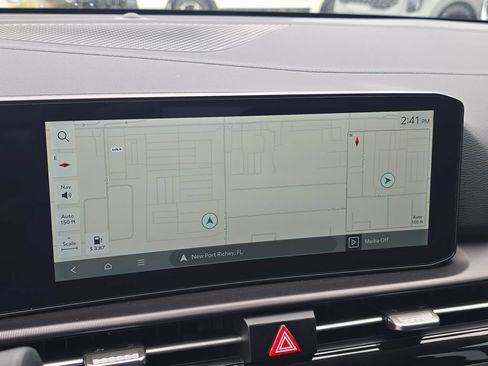 New 2026 Kia Sportage SX FWD image 24