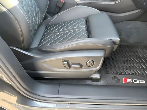 Used 2024 Audi SQ5 Premium Plus image 18