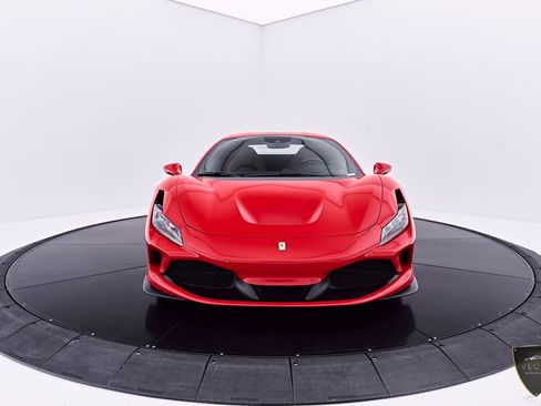Used 2022 Ferrari F8 Tributo RWD image 19