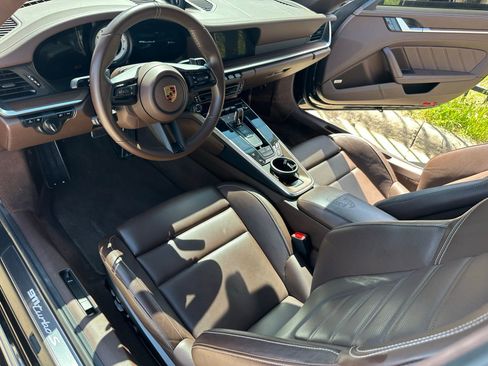 Used 2021 Porsche 911 Turbo S image 7