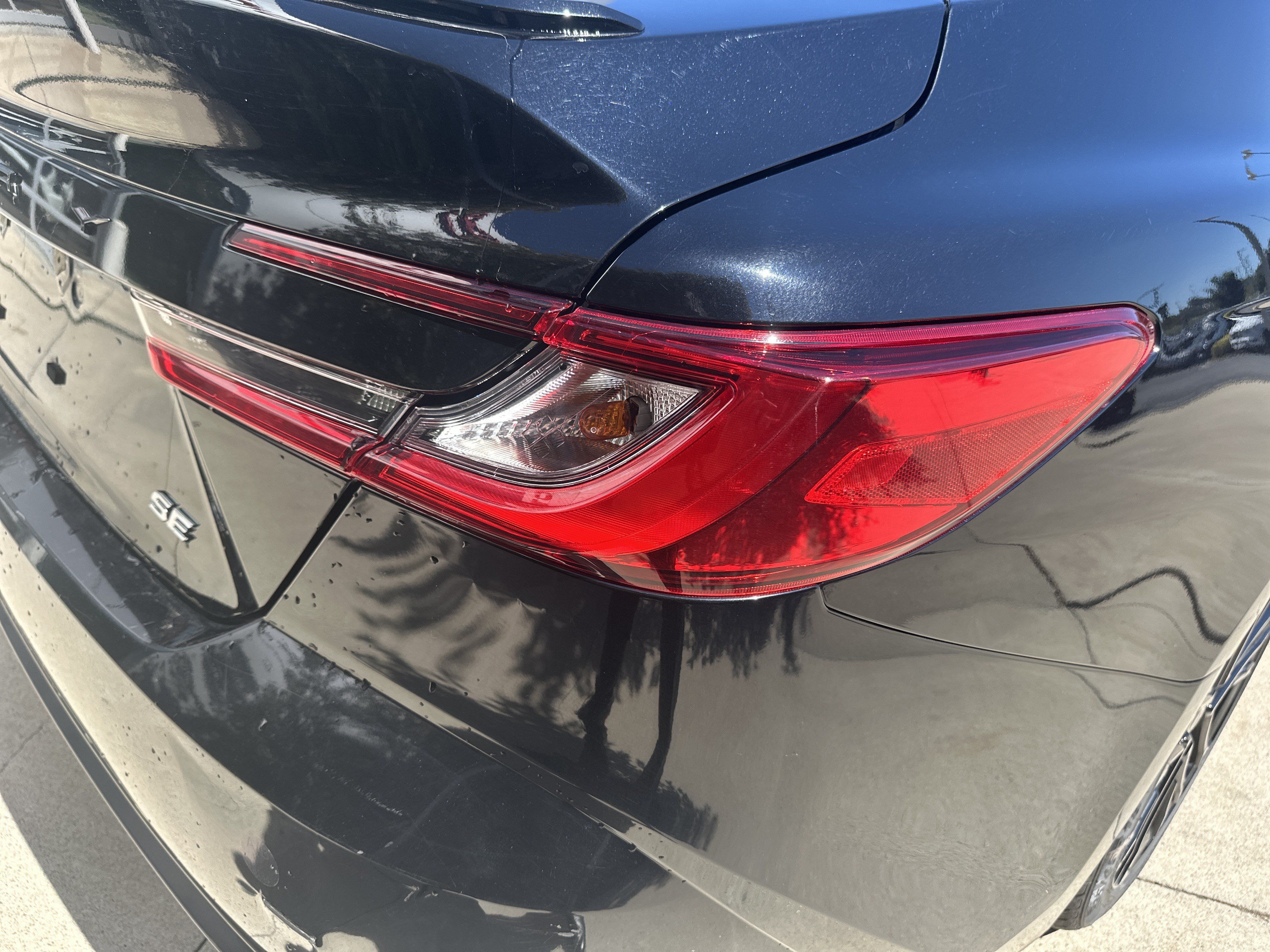 Used 2025 Toyota Camry SE w/ Convenience Package FWD image 12