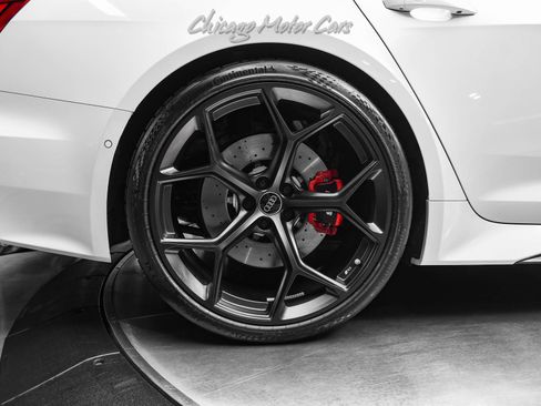 Used 2024 Audi RS 6 performance image 60