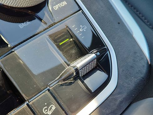 Certified 2023 BMW X5 xDrive45e w/ Executive Package image 26