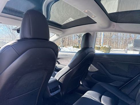 Used 2020 Tesla Model 3 image 9