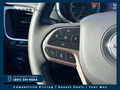 Used 2021 Jeep Cherokee Latitude Lux w/ Comfort/Convenience Group image 22