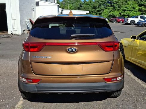 Used 2018 Kia Sportage LX FWD image 5