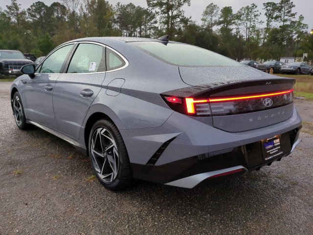 New 2026 Hyundai Sonata SEL FWD image 7