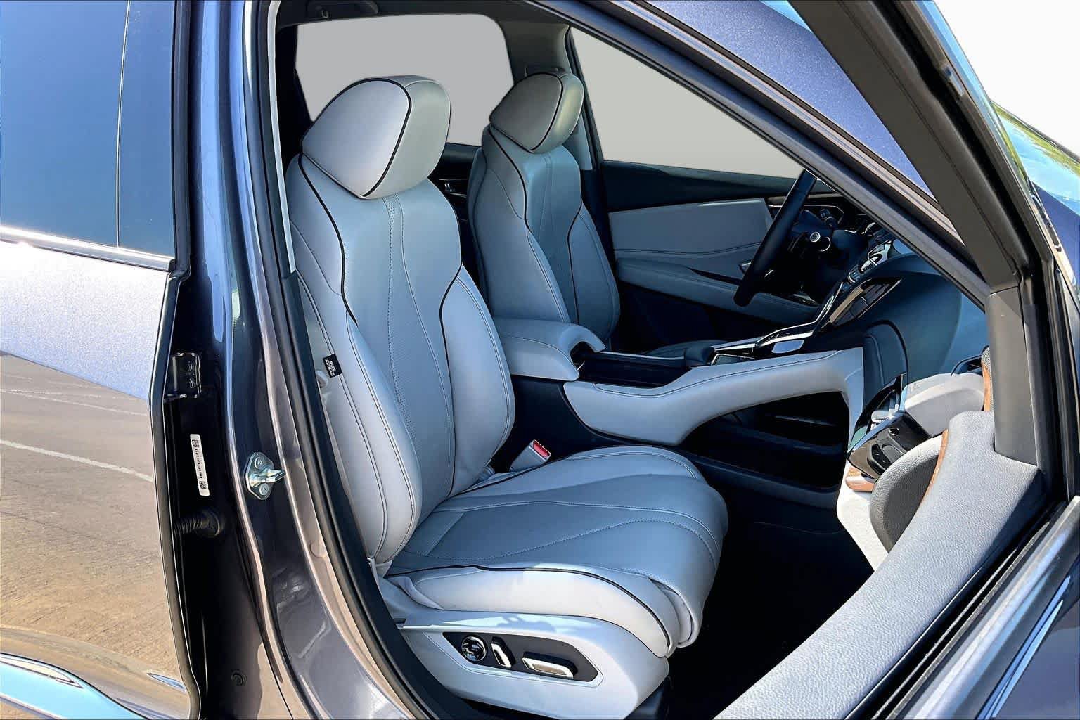 Used 2019 Acura RDX w/ Advance Package FWD image 9