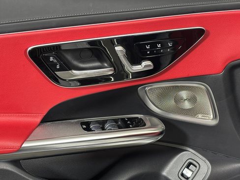 Certified 2024 Mercedes-Benz CLE 300 4MATIC Cabriolet image 17