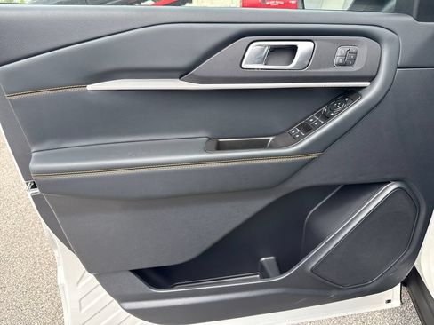 New 2026 Ford Explorer Tremor w/ Tremor Convenience Package AWD/4WD image 19