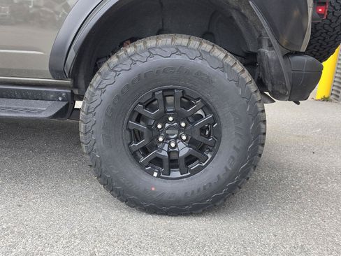 New 2025 Ford Bronco Raptor w/ Interior Carbon Fiber Pack AWD/4WD image 12