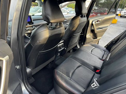 Used 2023 Toyota RAV4 SE AWD/4WD image 18
