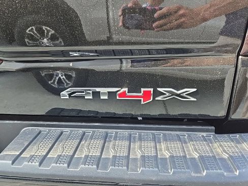 New 2026 GMC Sierra 1500 AT4X AWD/4WD image 9