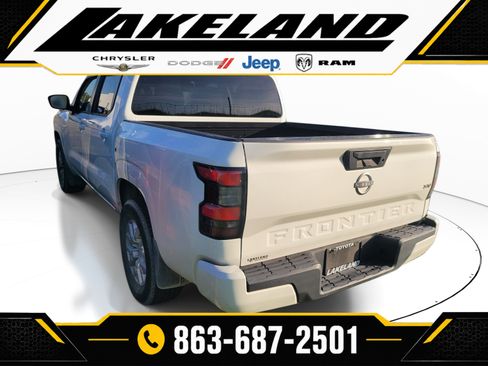 Used 2022 Nissan Frontier SV RWD image 6