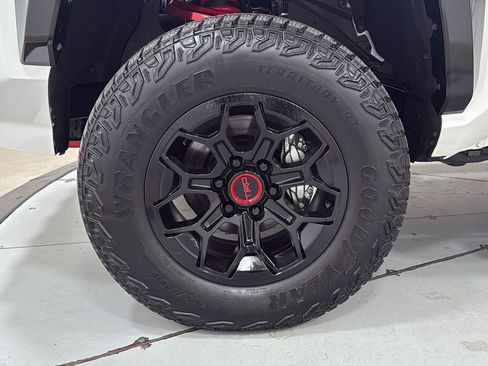 Used 2025 Toyota Tacoma TRD Pro image 24