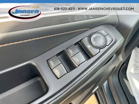 Used 2019 Chevrolet Traverse LT w/ LT Premium Package FWD image 23