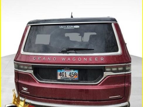 Used 2023 Jeep Grand Wagoneer Series II AWD/4WD image 4