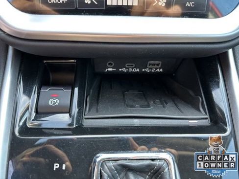 Certified 2023 Subaru Legacy Premium image 18