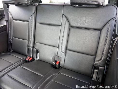 Used 2021 GMC Yukon Denali w/ LPO, Illumination Package image 14