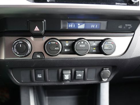 Used 2021 Toyota Tacoma SR5 image 27