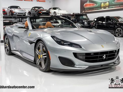 Used 2019 Ferrari Portofino RWD image 11