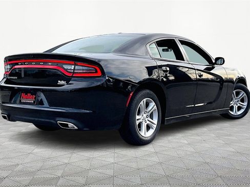 Used 2021 Dodge Charger SXT w/ Cold Weather Package image 2