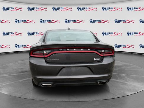 Used 2023 Dodge Charger SXT RWD image 4
