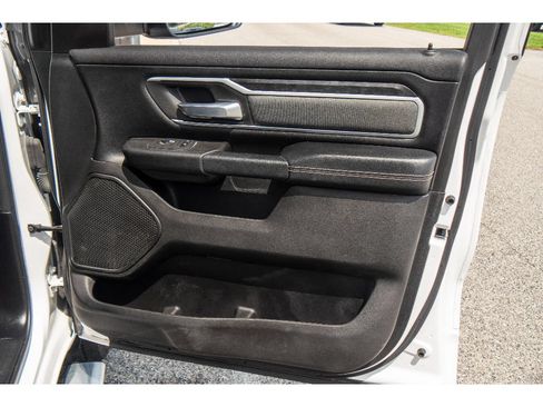 Used 2023 RAM 1500 Big Horn AWD/4WD image 16