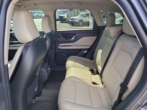 Used 2025 Lincoln Corsair Grand Touring w/ Equipment Group 301A AWD/4WD image 12