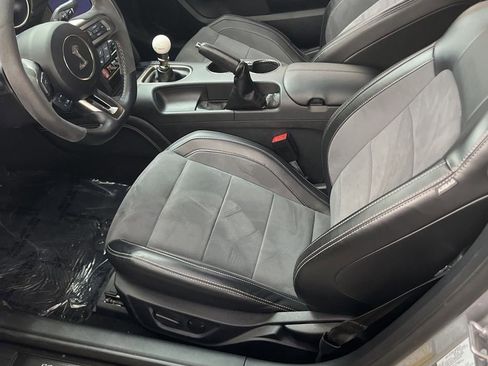 Used 2020 Ford Mustang Shelby GT350 w/ Technology Package image 18