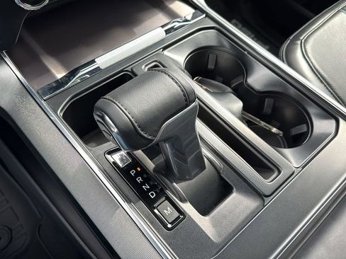 Used 2025 Ford F150 Platinum w/ FX4 Off-Road Package image 33