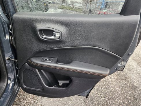 Used 2018 Jeep Compass Limited w/ Navigation Group image 30