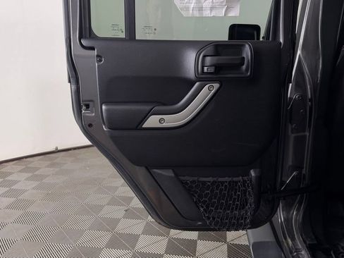 Used 2016 Jeep Wrangler Unlimited Sahara w/ Max Tow Package AWD/4WD image 23