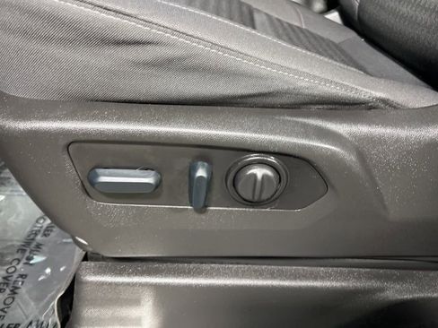 Used 2022 Chevrolet Silverado 2500 LT image 24